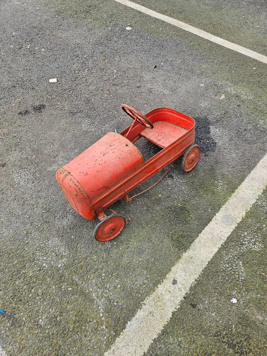 Vintage Triang Pressed Steel Childs Pedal Car - Image 1