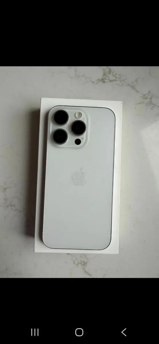 phone - Image 4
