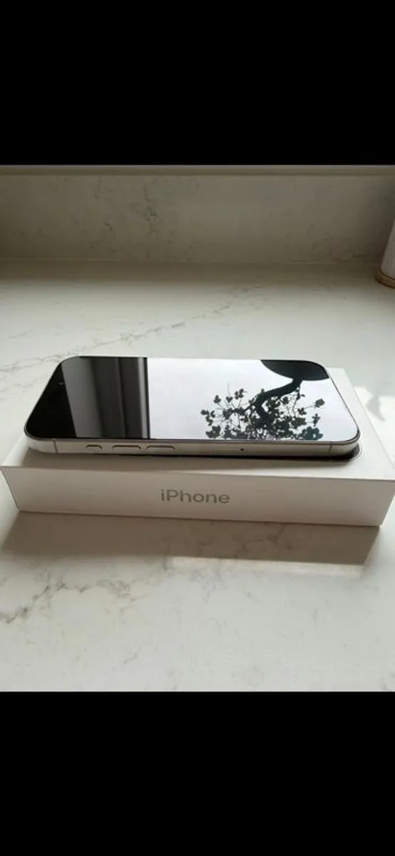 phone - Image 1