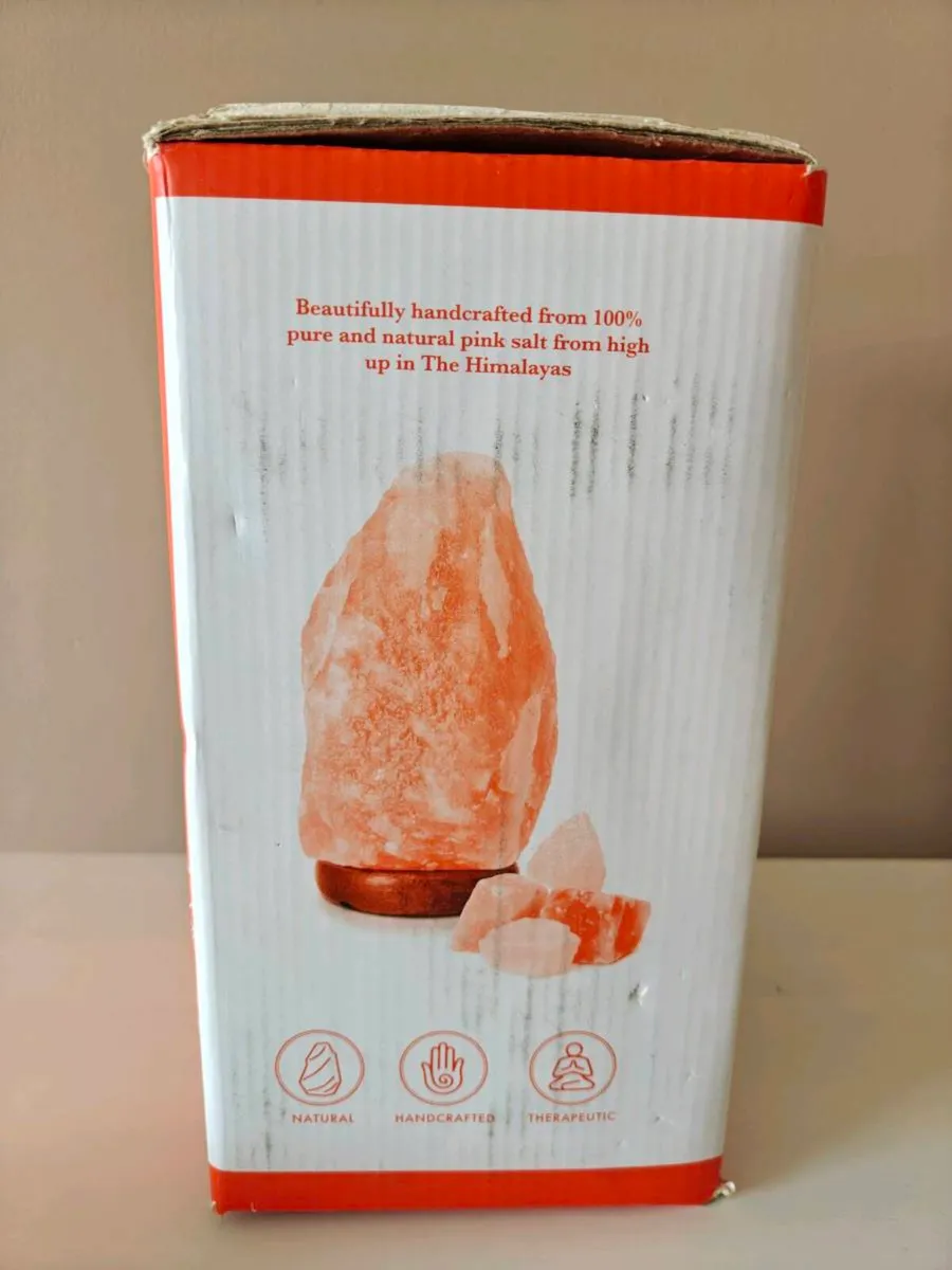 Himalayan Salt Lamp - Image 1