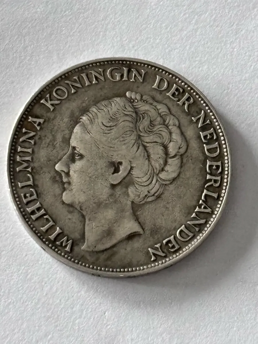 Silver coin - Image 2