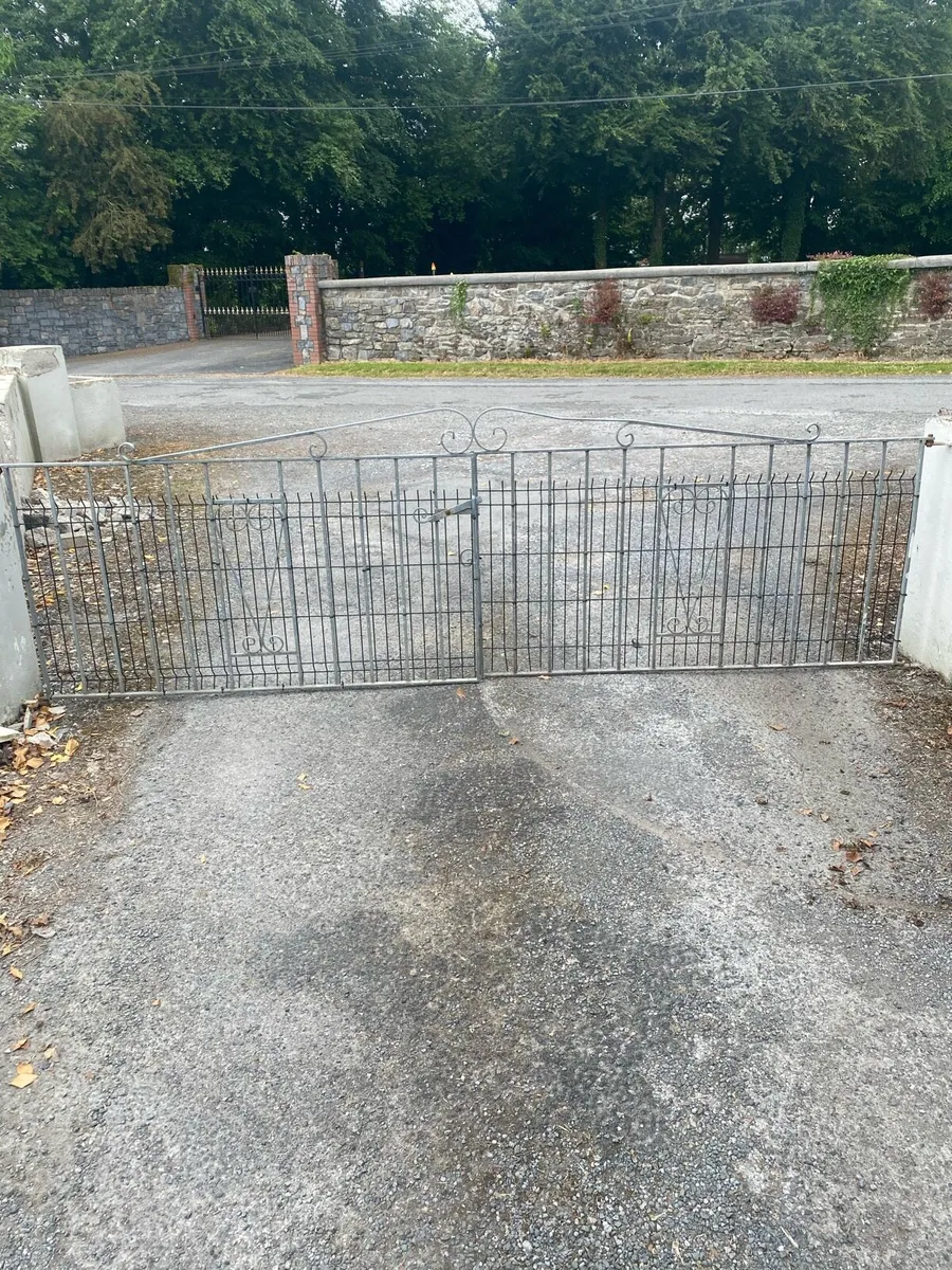 Gates - Image 2