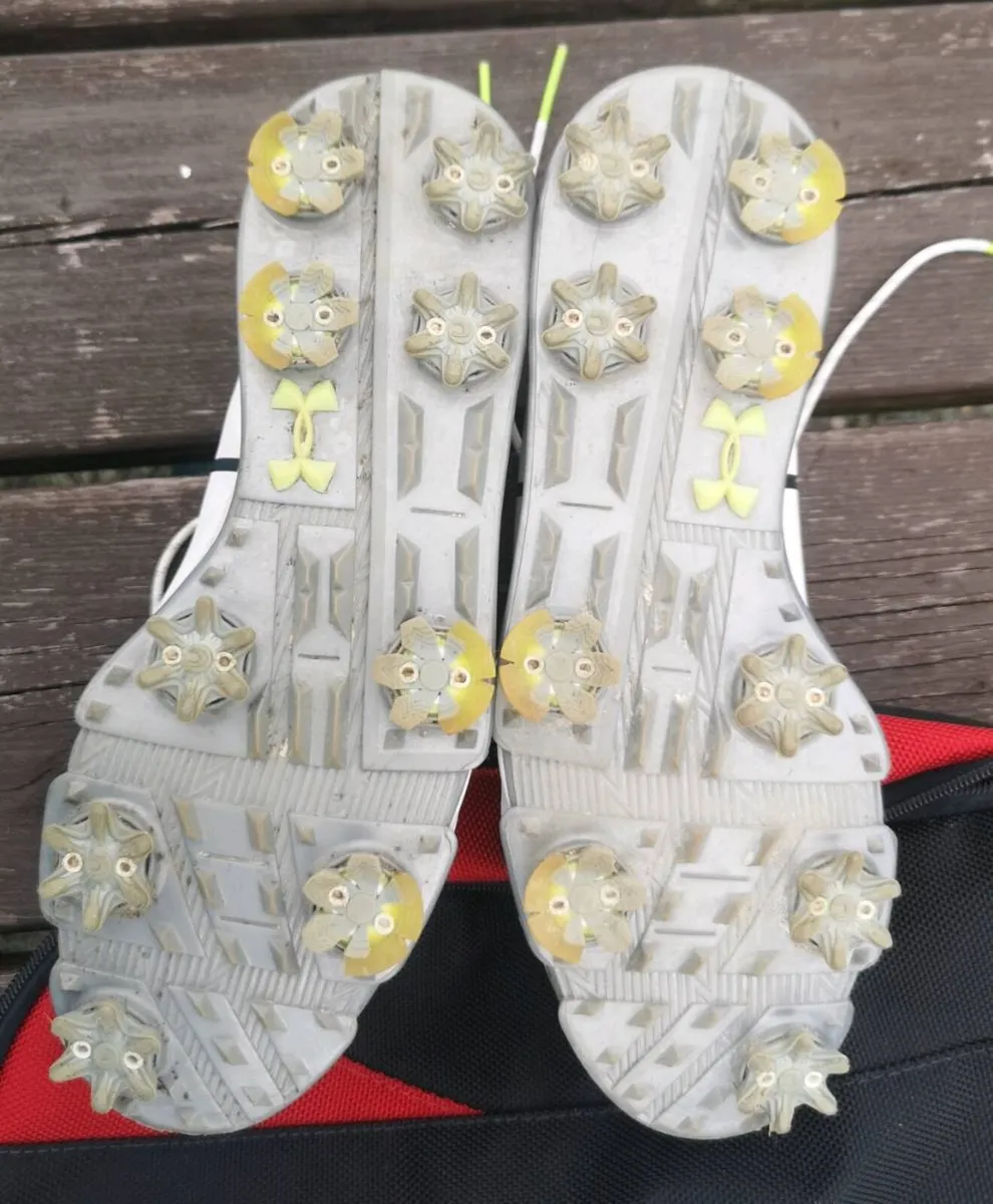 Under Armour Golf Shoes Eur 39 UK 5.5, & shoe bag - Image 3
