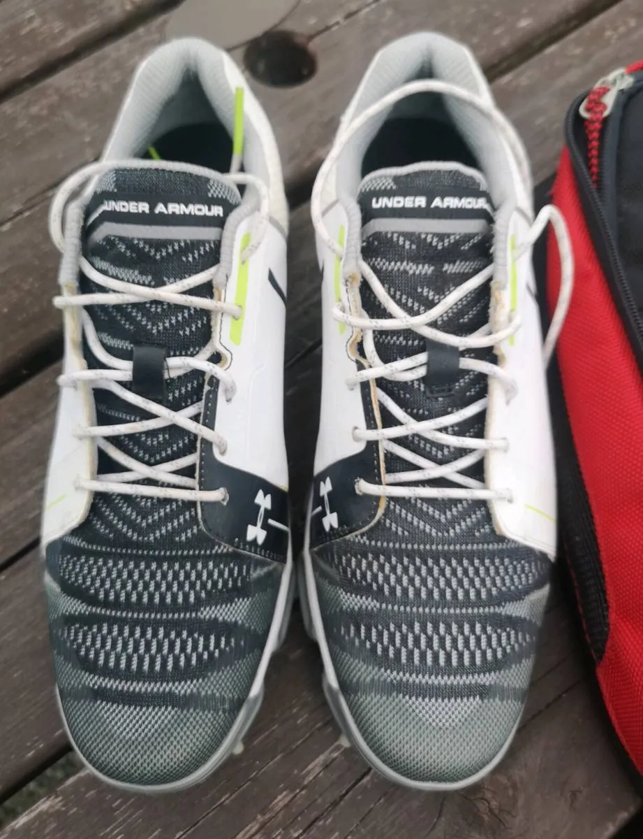 Under Armour Golf Shoes Eur 39 UK 5.5, & shoe bag - Image 4