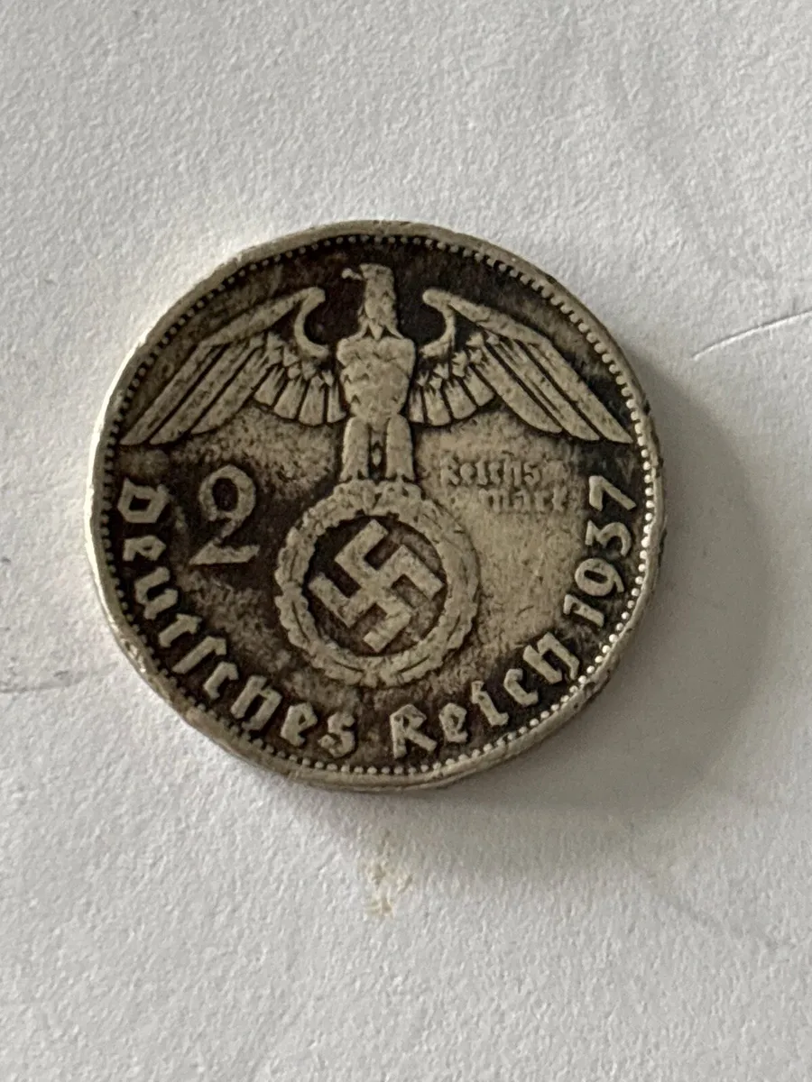 Silver coin - Image 1