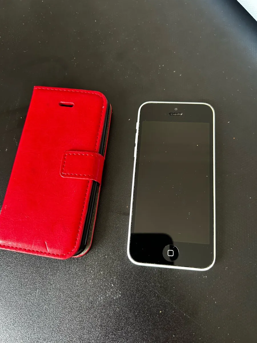 iPhone 5C - Image 1