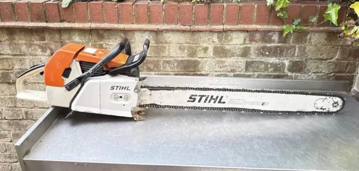 Stihl MS880 Chainsaw - Image 2