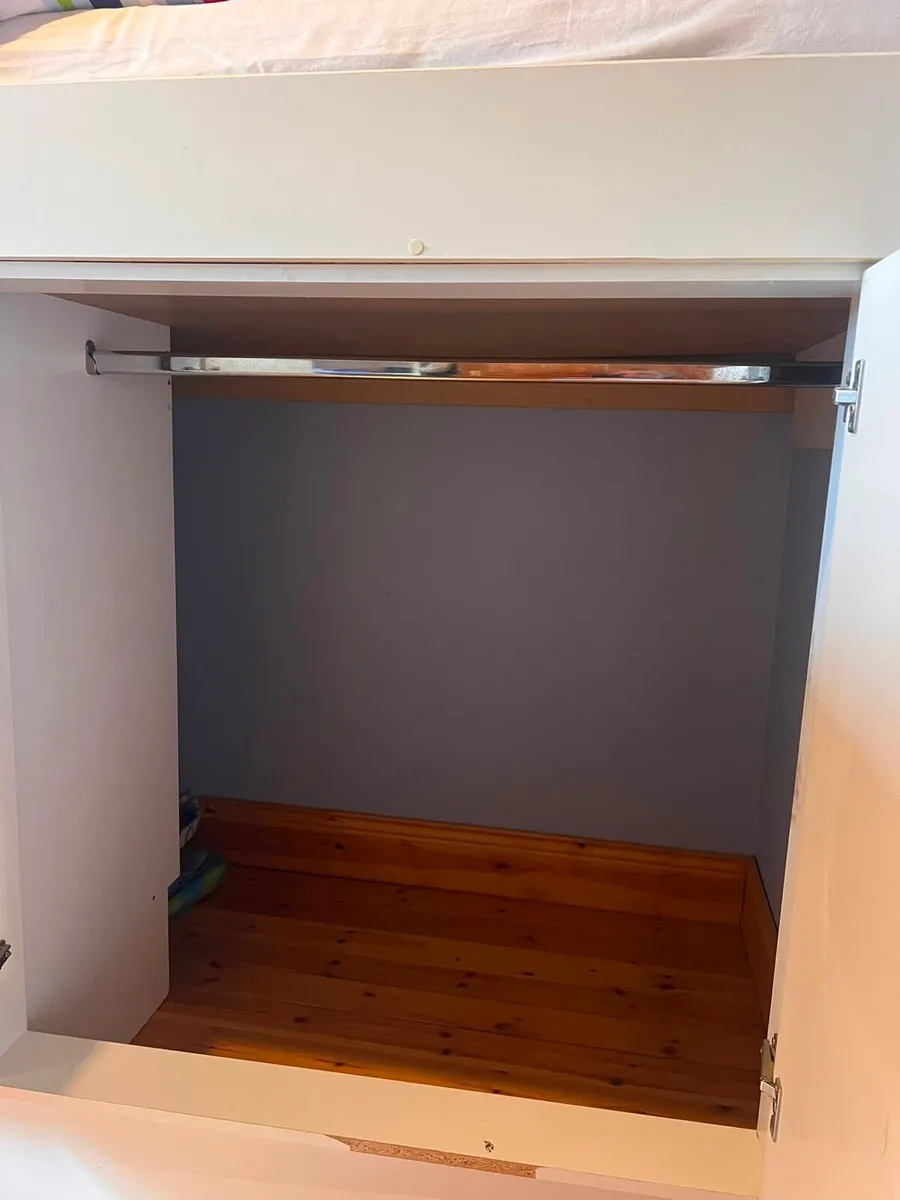 Built in Single Bed and Wardrobe - Image 2