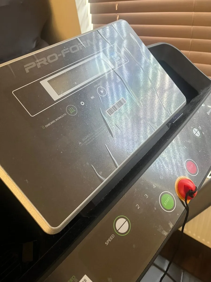 PRO FORM ProForm 205 CST Treadmill - Image 4