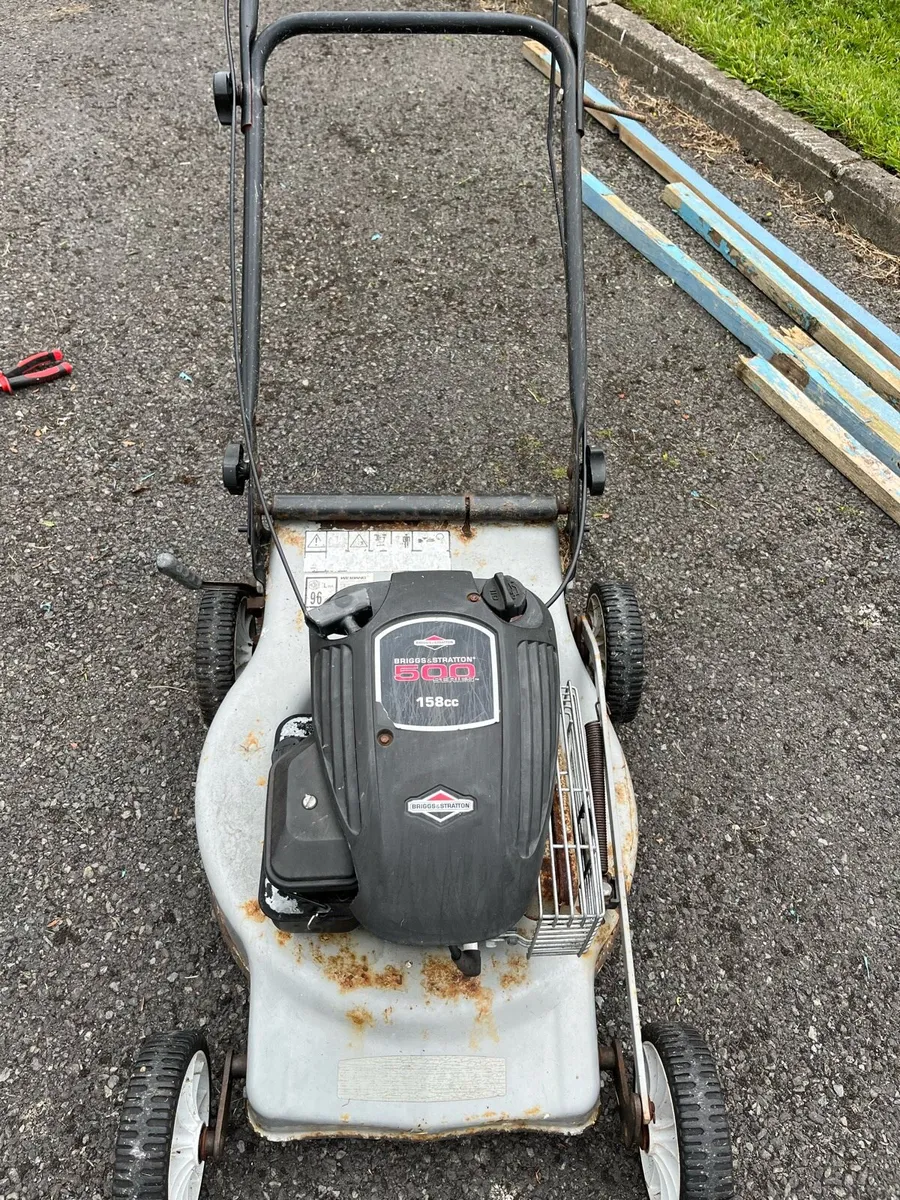 Lawnmower