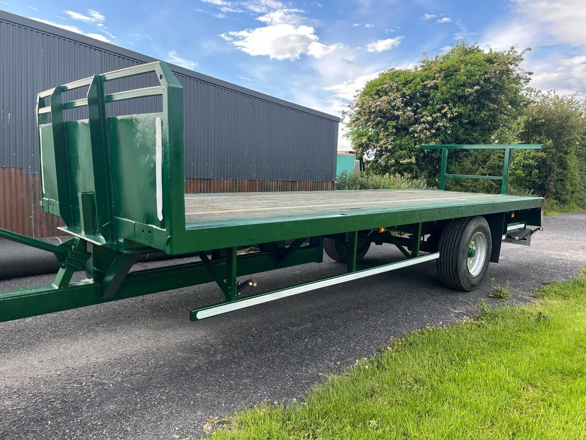 Bale Trailer 23ft - Image 1