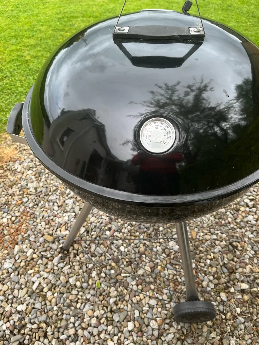 Charcoal BBQ - Image 1