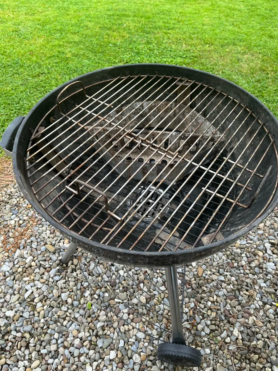 Charcoal BBQ - Image 3