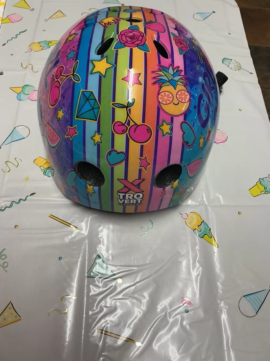 Bike helmet - Image 1