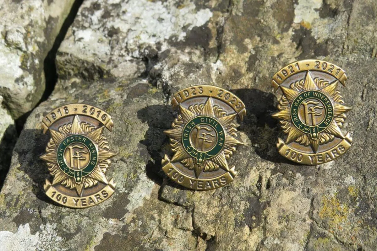 Green Irish badge Easter Rising, Independence... - Image 2