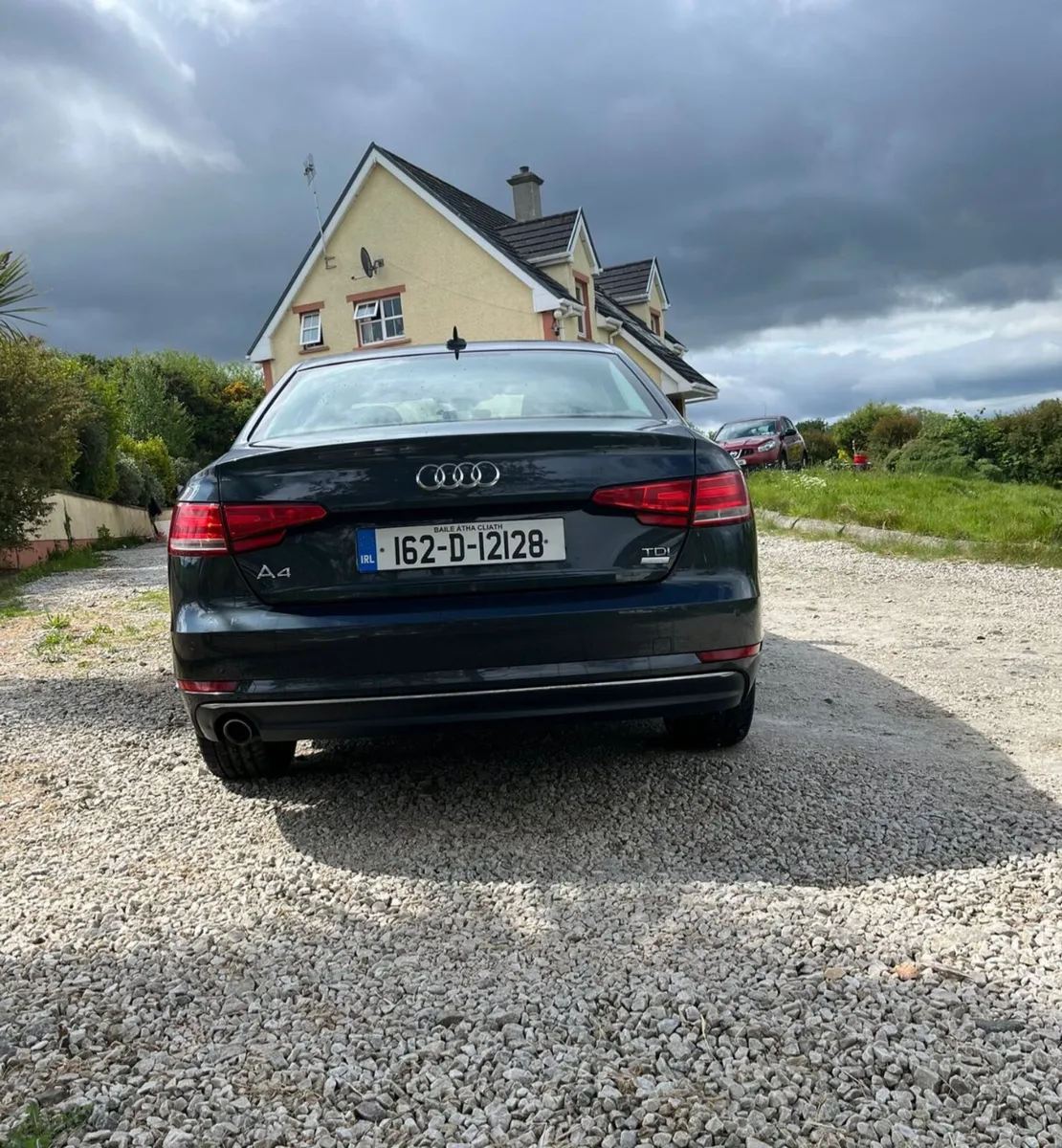 Audi A4 Ultra 2.0 TDI - Image 3