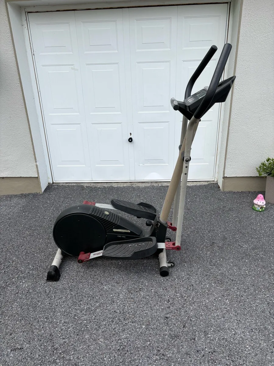 Exercise eleptcial machine - Image 1