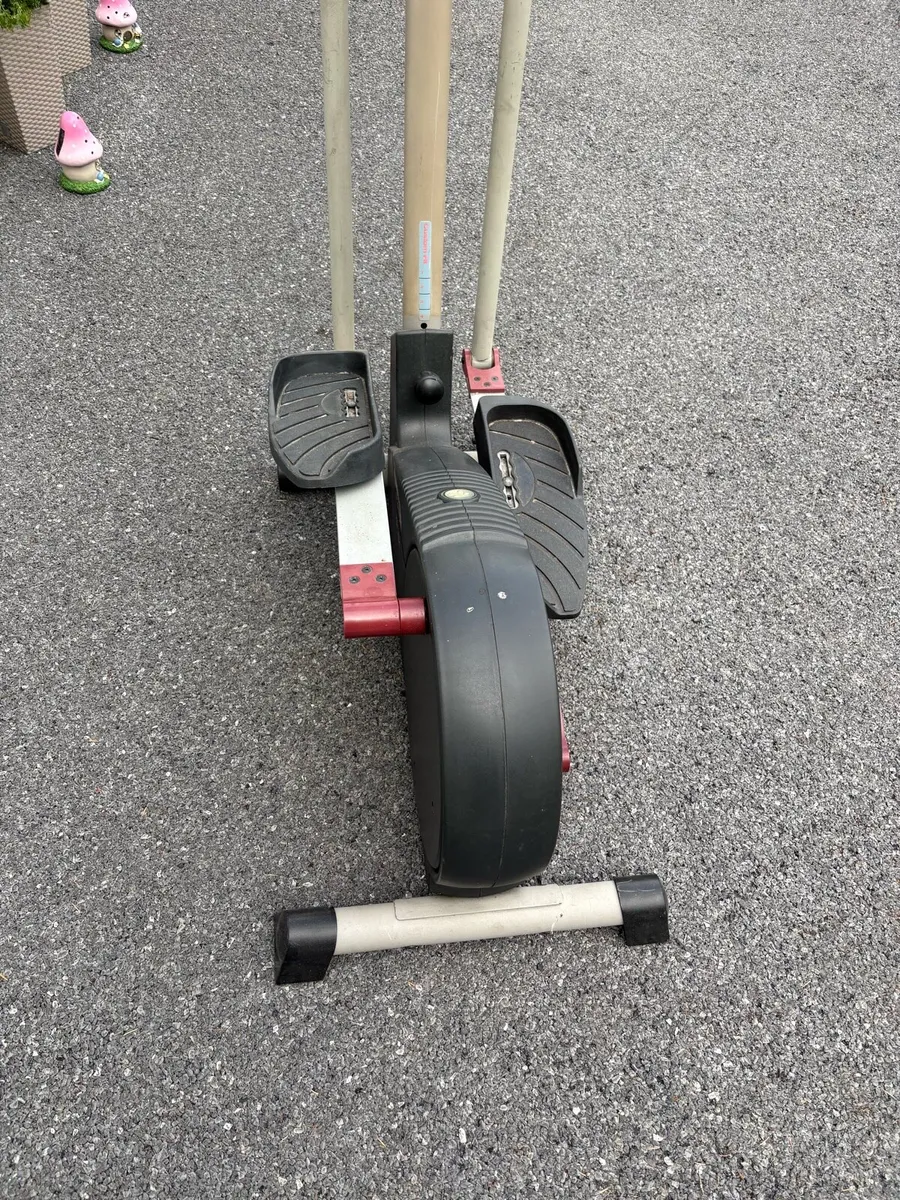 Exercise eleptcial machine - Image 4
