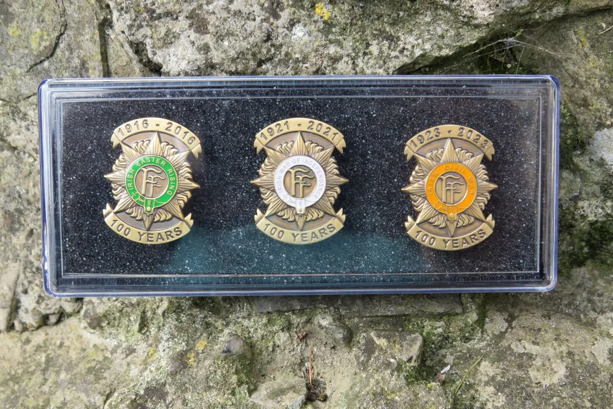 Tricolou Irish badge Easter Rising, Independence , - Image 3