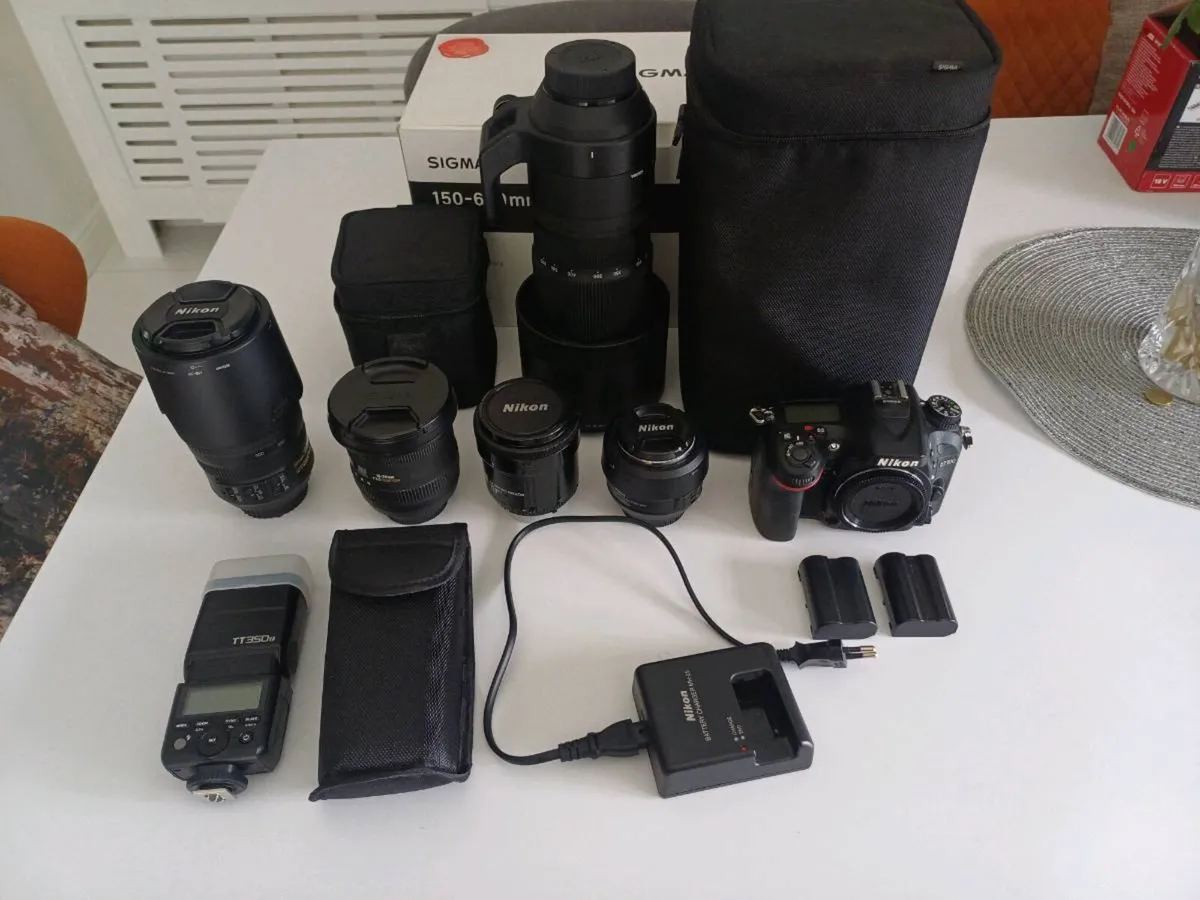 Nikon D7100 + Sigma 150-600mm + 4 Lenses + Flash - Image 1