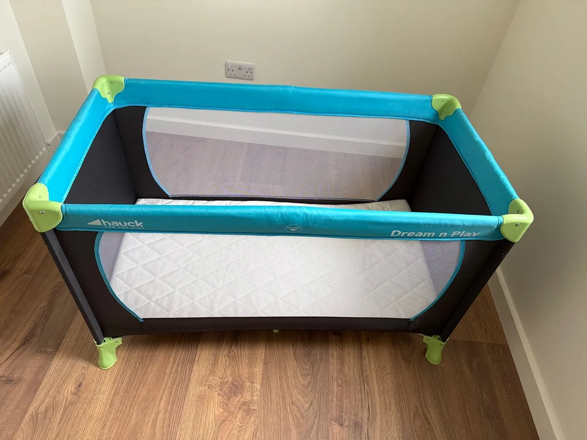 travel cot - Image 2