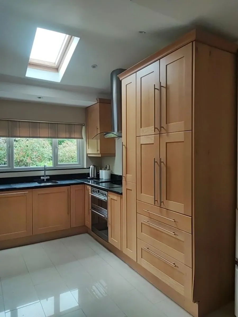 solid wood shaker maple kitchen - Image 2