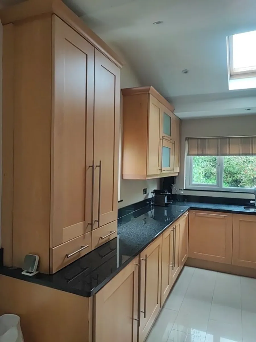 solid wood shaker maple kitchen - Image 3