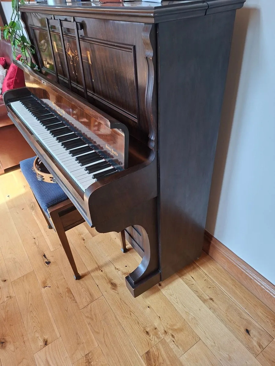 Piano - Image 2