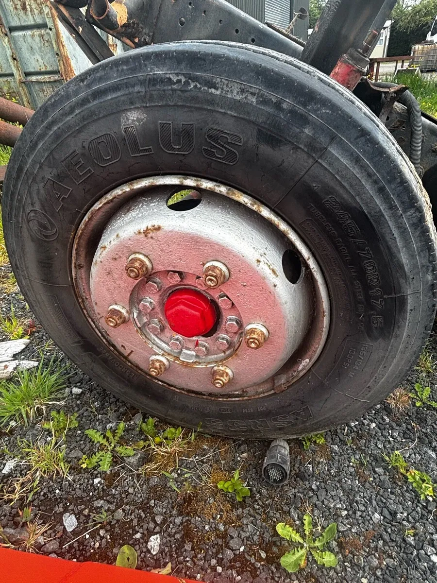 Front Wheels chassis/ springs - Image 3