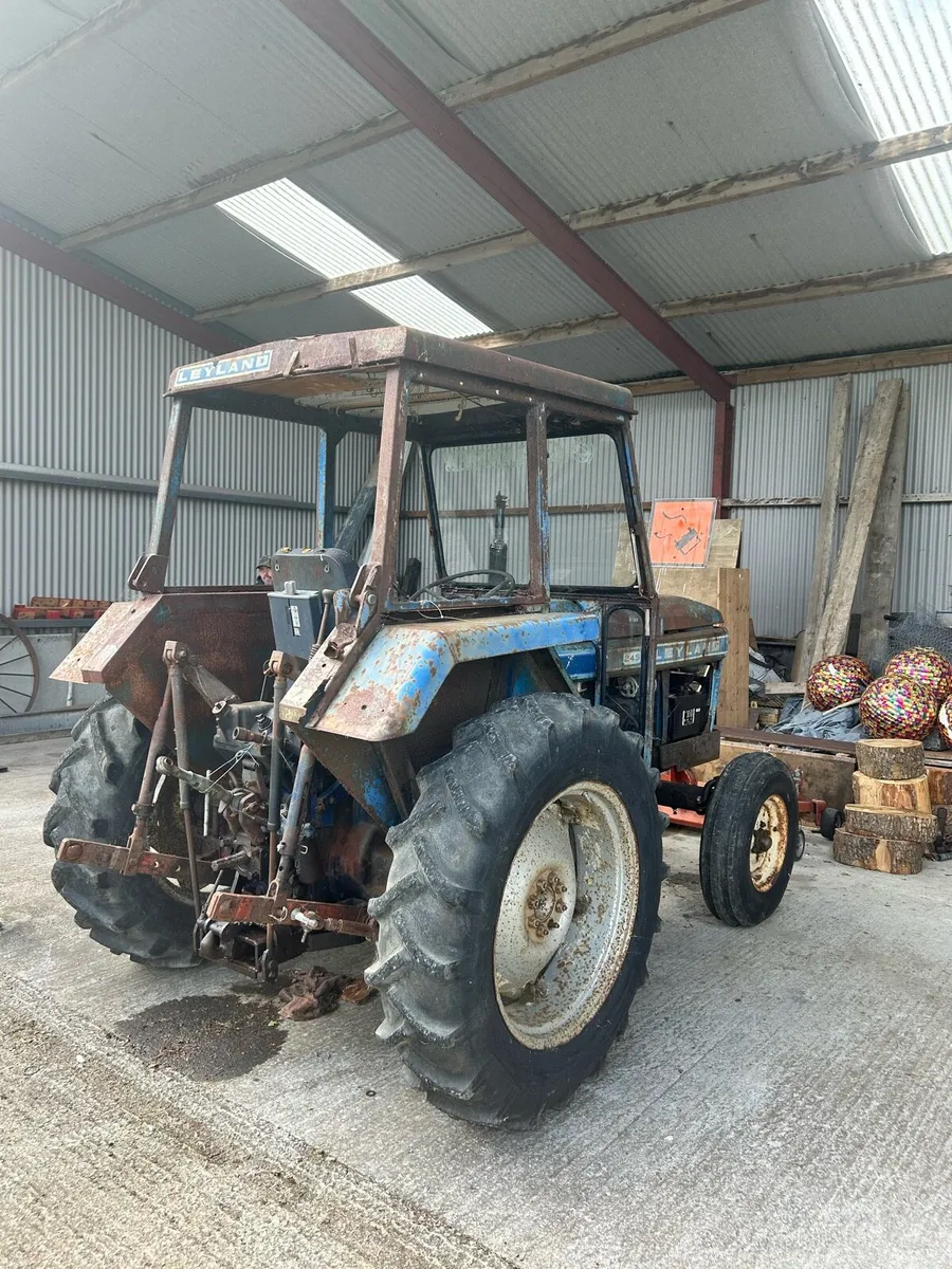 Leyland 245 Tractor - Image 2