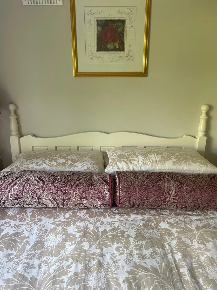 Headboard - Image 1