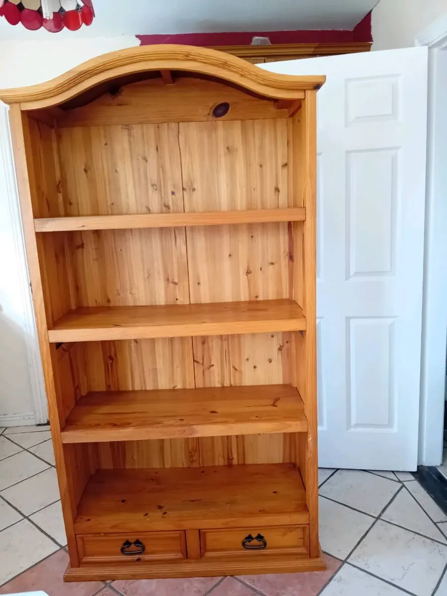 Book shelf - Image 2