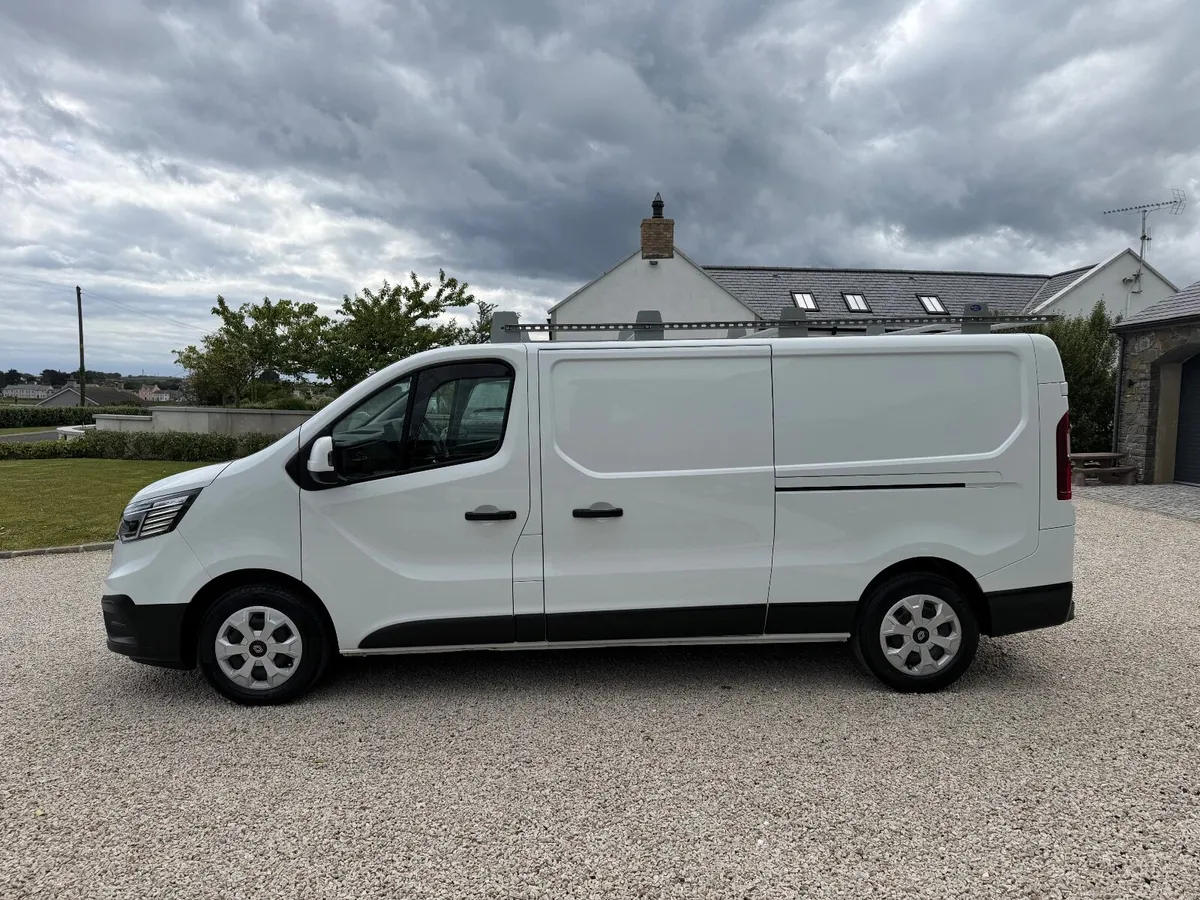 2024 (74) Renault Trafic Advance LL30 NO VAT!!! - Image 4