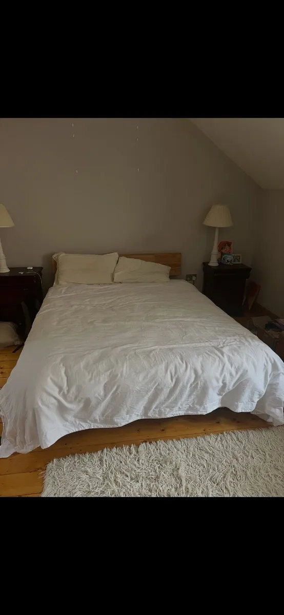 Bed - Image 1