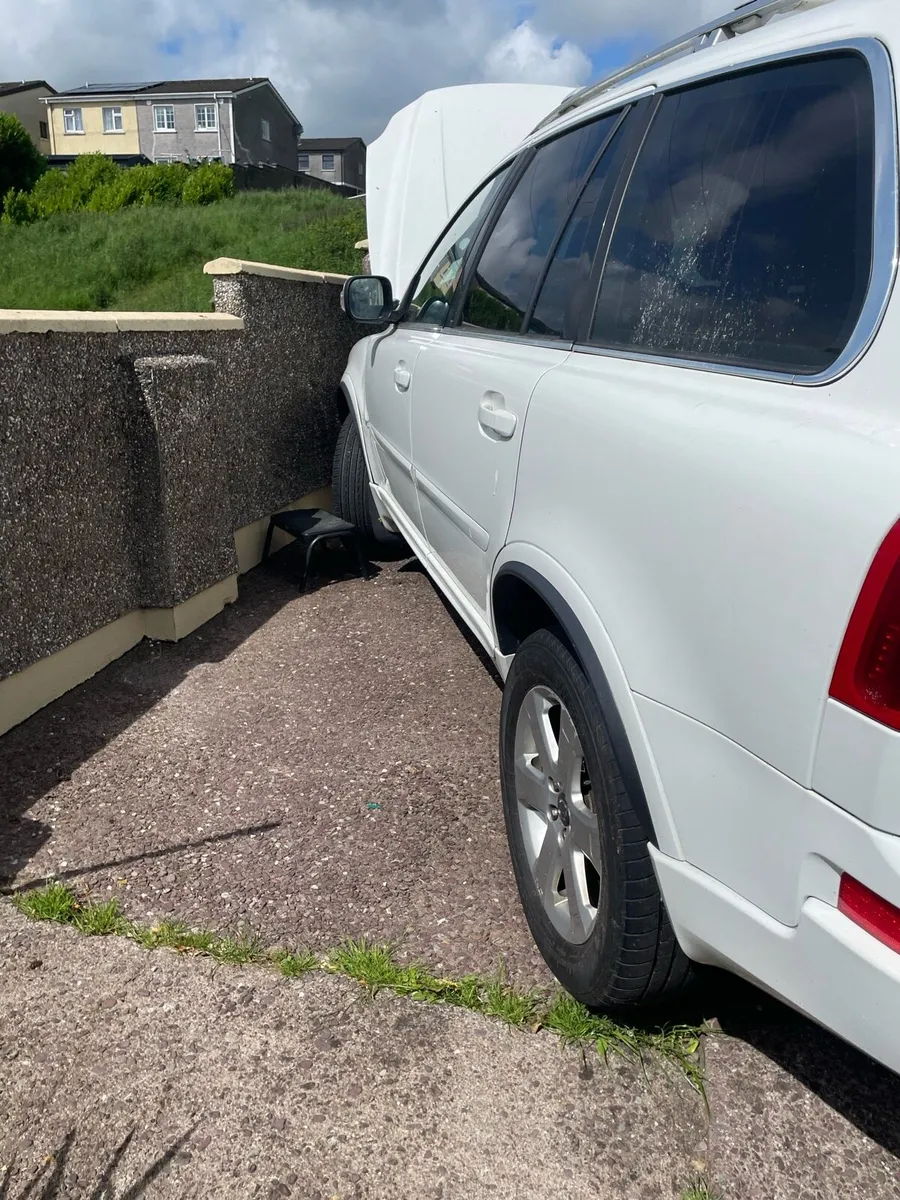 Volvo xc90 - Image 3