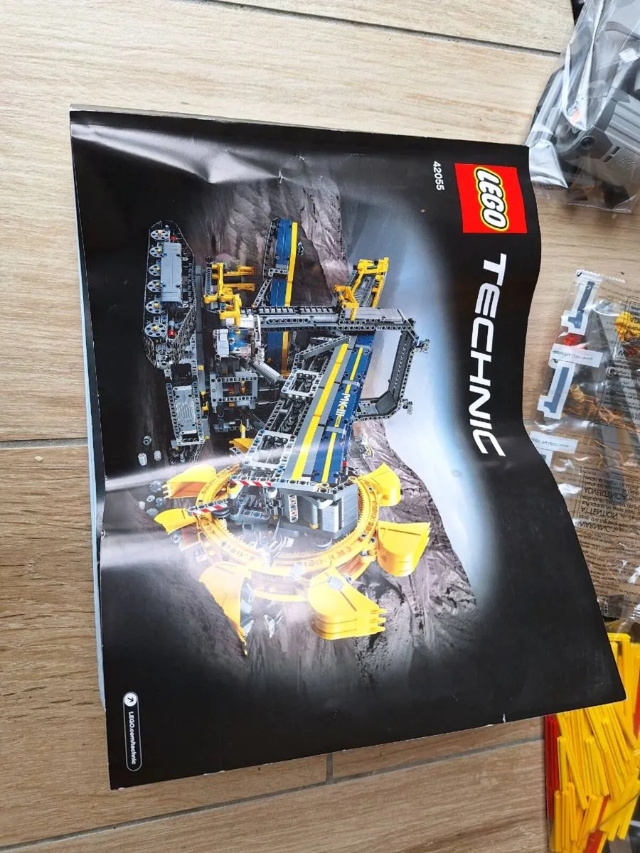 Bucket Wheel Excavator Lego Technic - Image 2