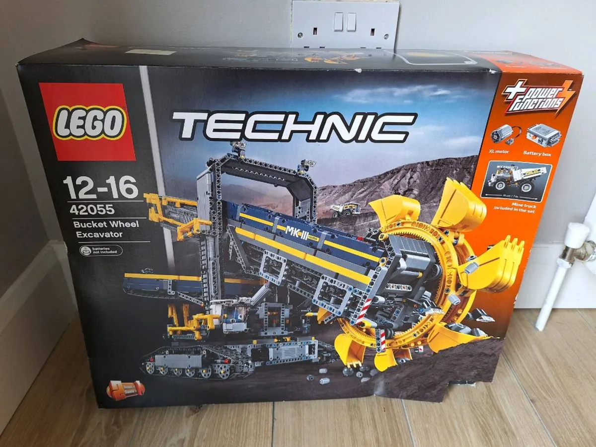 Bucket Wheel Excavator Lego Technic - Image 1