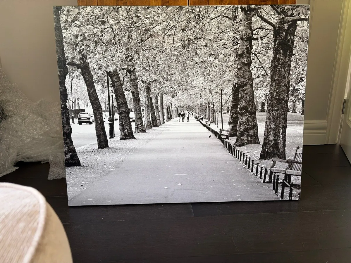 Black & white canvas art piece 100cm x 90cm - Image 2