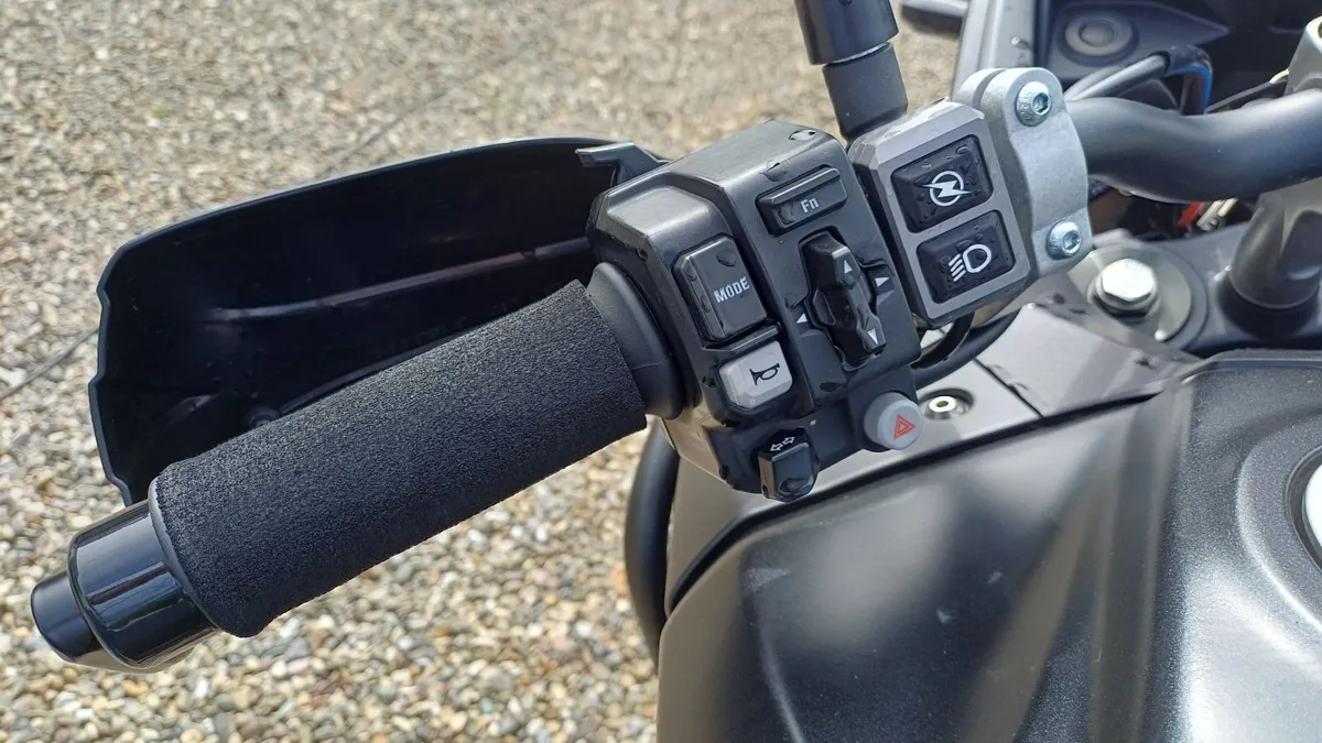 2024 Honda Transalp 750 - Image 2
