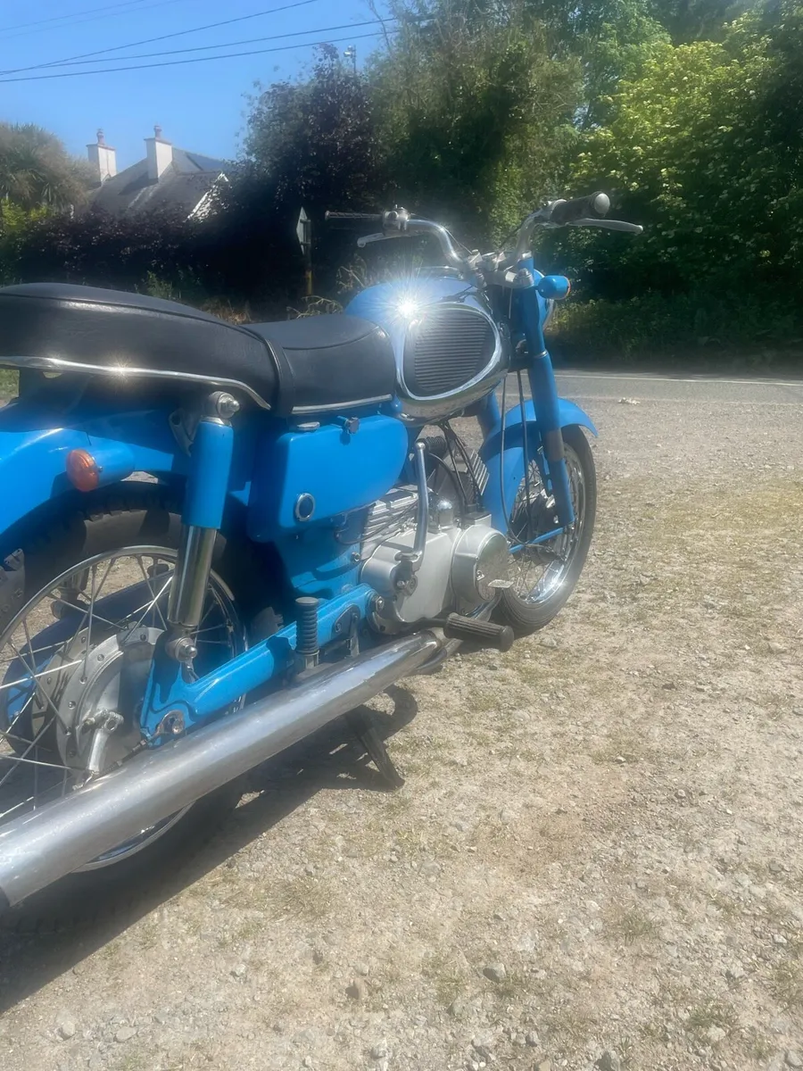 Yamaha YA6 125 - Image 4