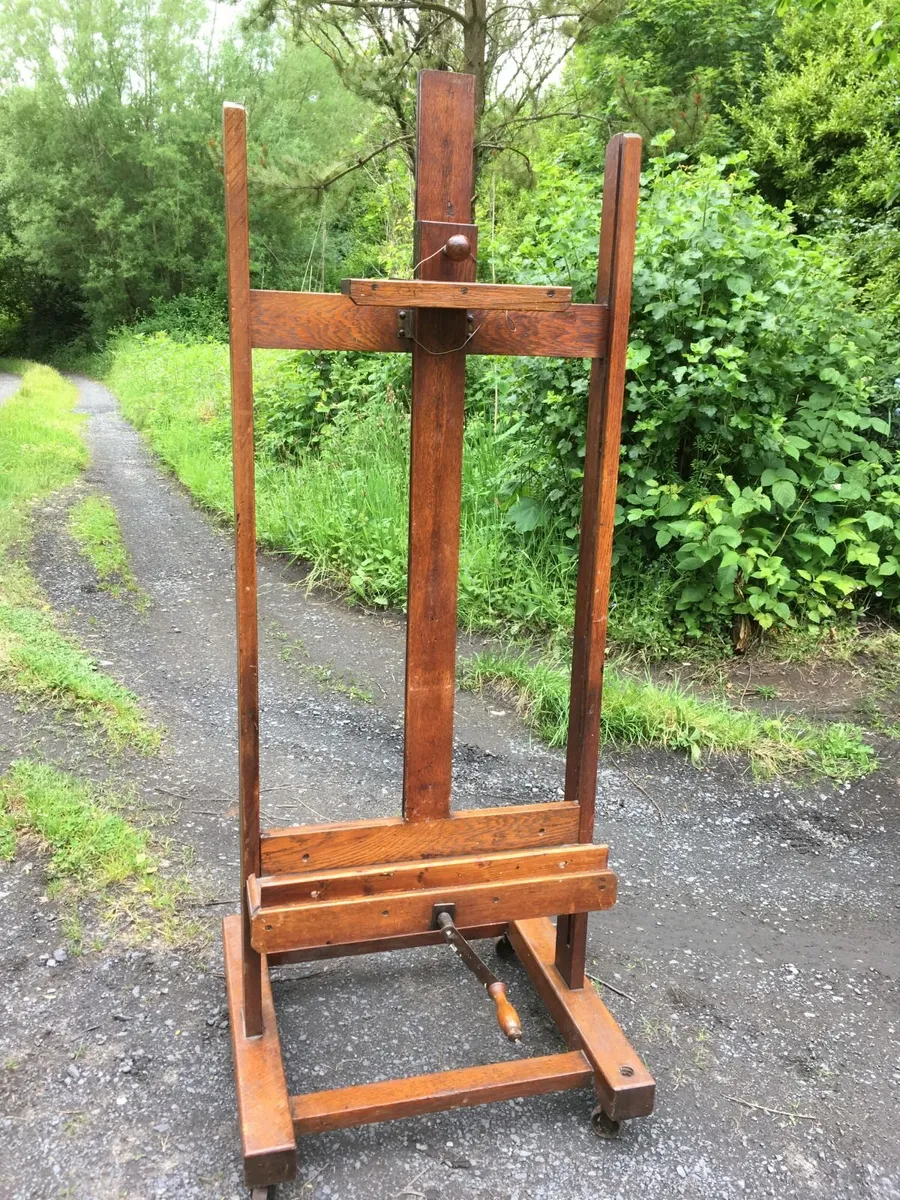 Victorian Oak Studio Art Easel Antique. - Image 1