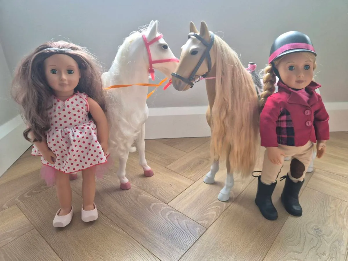 Generation Doll & Horses - Image 1