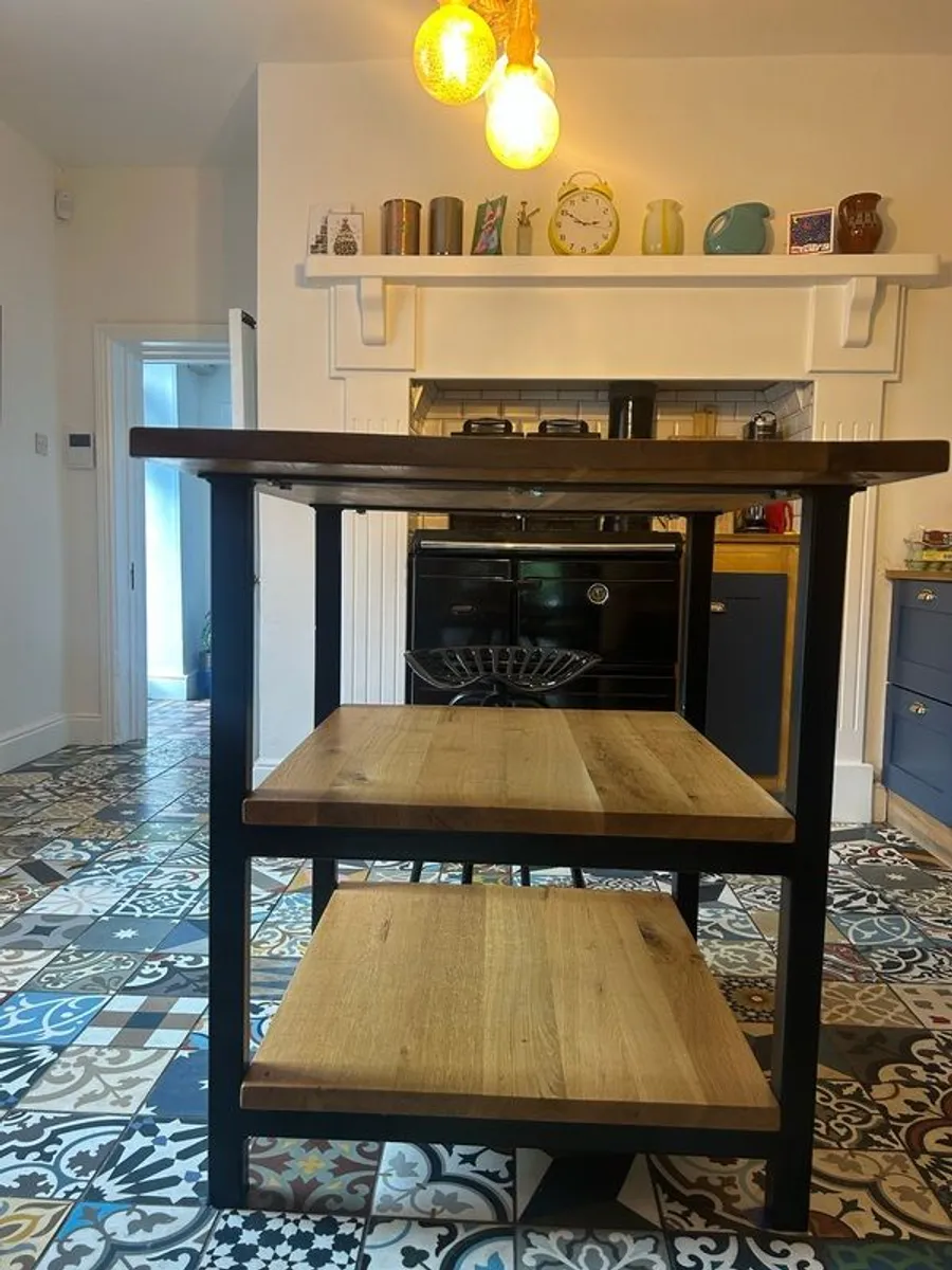 Kitchen Island - Image 2