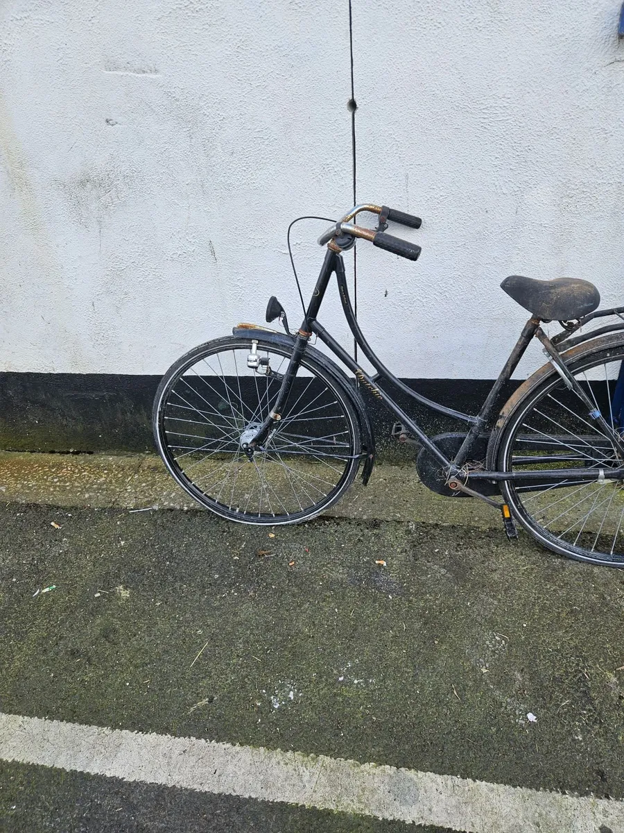 Raleigh Dutchie Bicycle - Image 1
