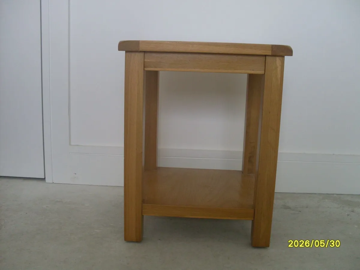 Solid Oak Coffee & Bedside Table - Image 4