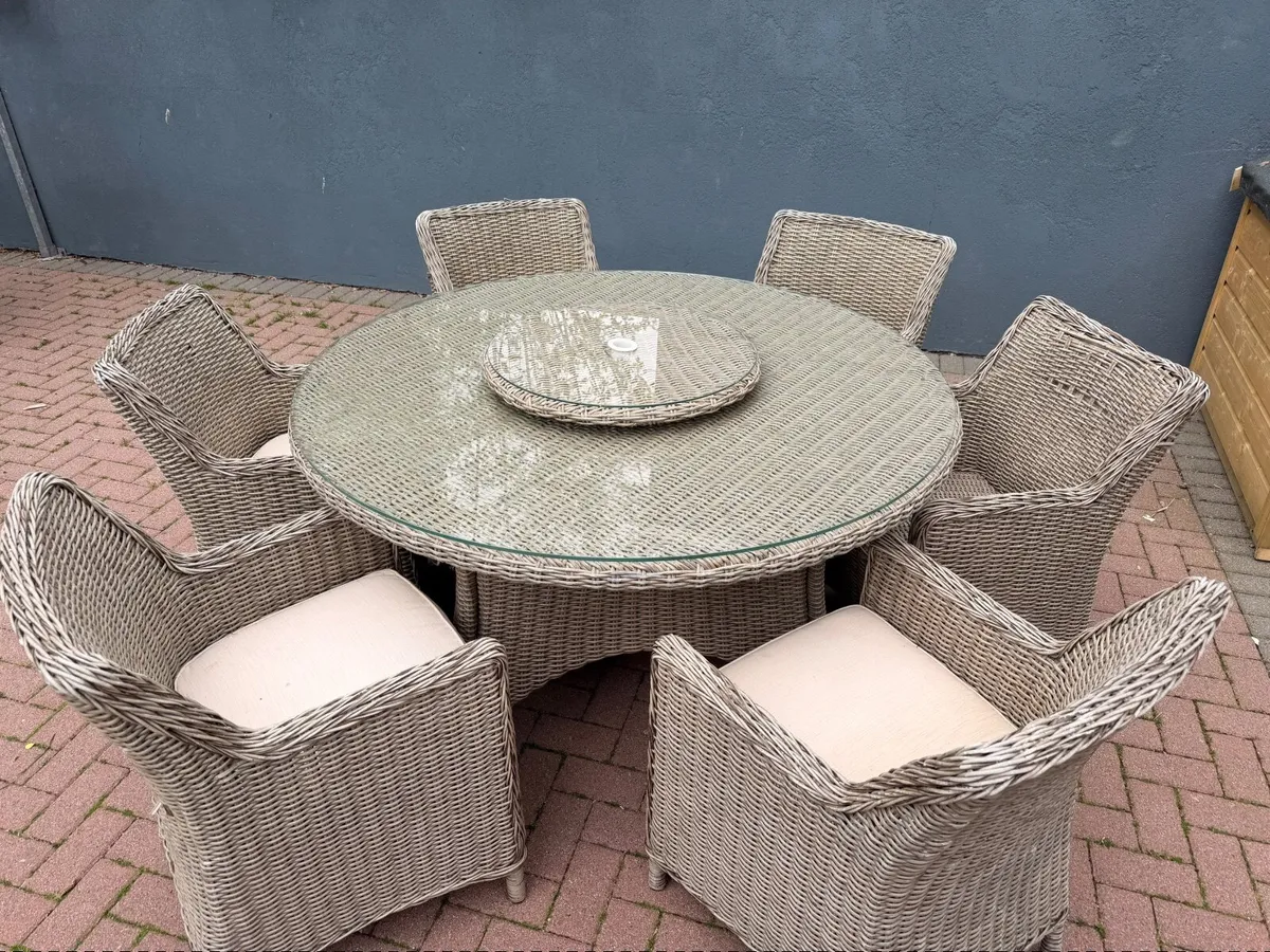 Garden Table & 6 Chairs - Image 2