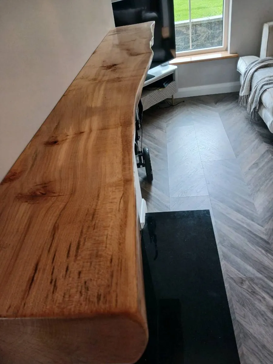 Mantle beams live edge straight cut  free fixing - Image 3