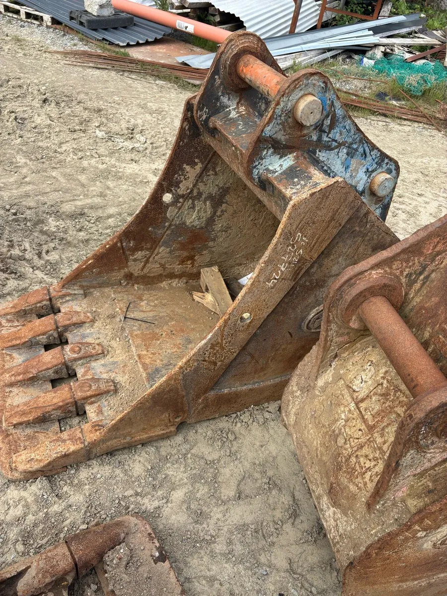 Geith Buckets - Image 2