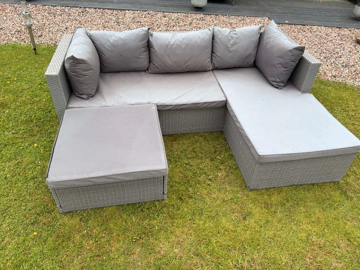 Garden furniture - Image 2