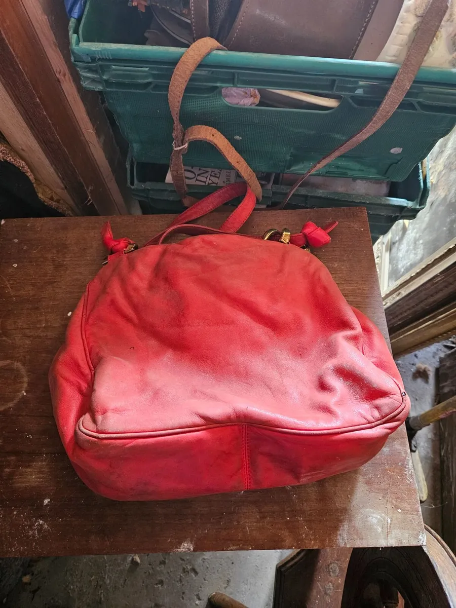 Vintage Hand Bag - Image 2
